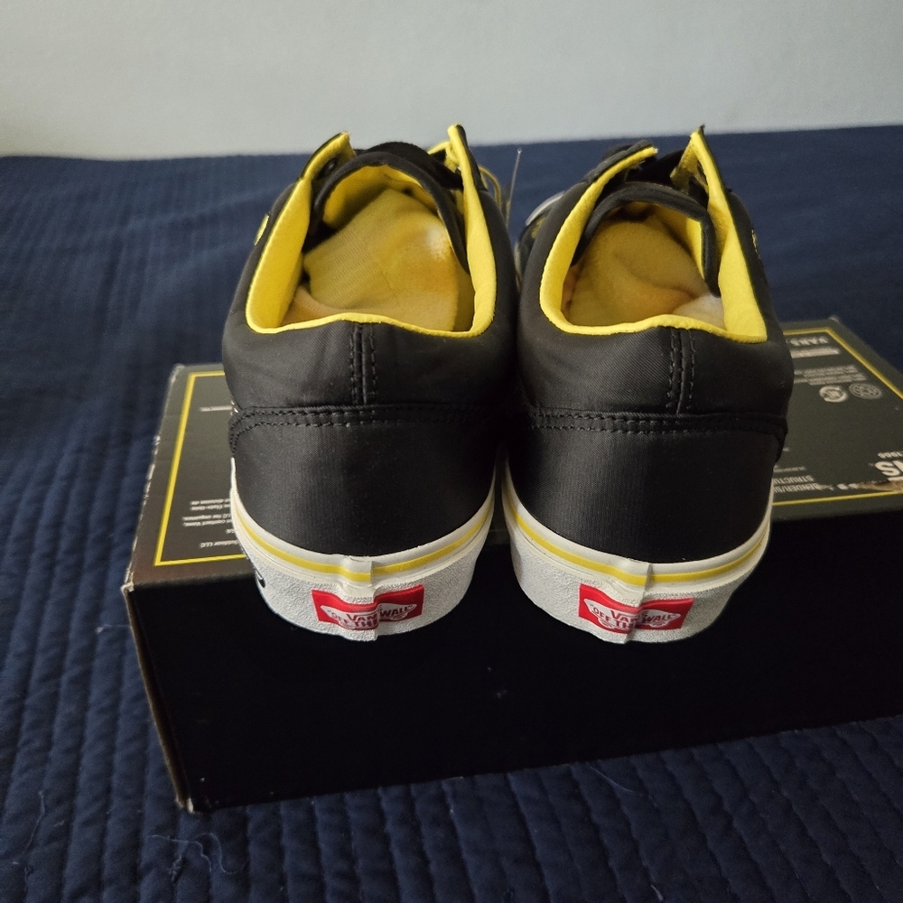 Vans Old Skool Cobra Kai Strike First Men Yellow Black White Rare 122025 - Picture 10 of 10